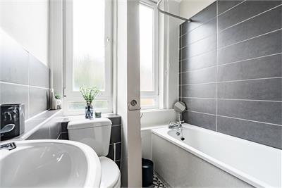 35/9 Watson Crescent, Edinburgh, EH11 1EX - image 11