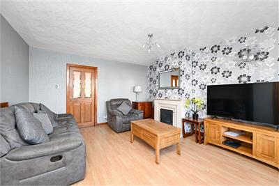 4 Gilmerton Dykes Street, Gilmerton, Edinburgh, EH17 8JD - image 3