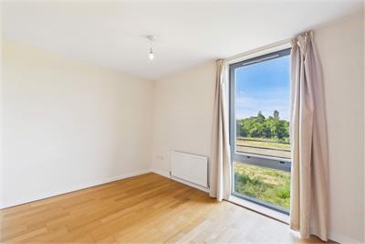 9/11 Saltire Street, Granton, Edinburgh, EH5 1QS - image 8