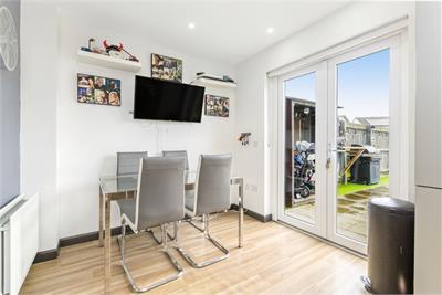 16 South Chesters Medway, Bonnyrigg, EH19 3GG - image 5