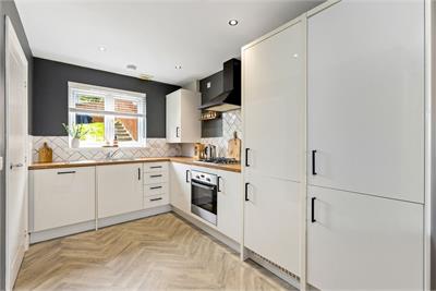 19 Pikes Pool Drive, Kirkliston, EH29 9GH - image 4