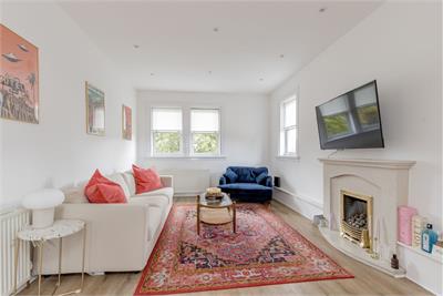 9/5 Boswall Parkway, Edinburgh,EH5 2BH - image 2