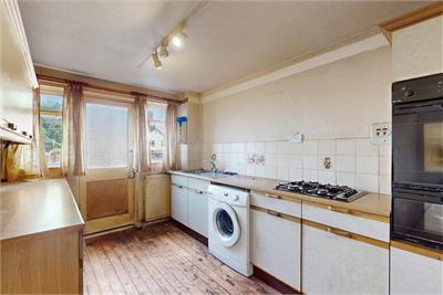 73 Shawwood Crescent, Newton Mearns, Glasgow, G77 5ND - image 4