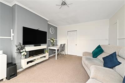 7 Windsor Drive, Penicuik, EH26 8DR - image 3