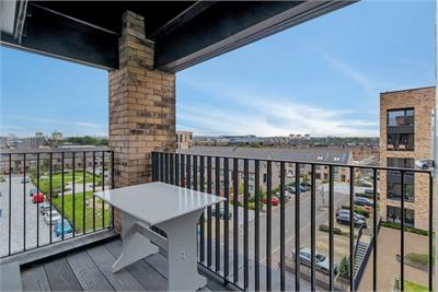 Flat 4/1, 15 Ashgrove Road, Dlamarnock, Glasgow, G40 4AJ - image 4