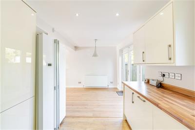 38 Ross Gardens, Edinburgh, EH9 3BR - image 16