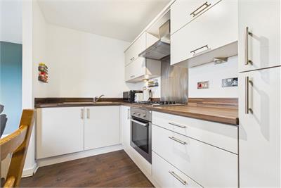 Flat 6, 4 Thorntreeside Edinburgh EH6 8FF - image 5
