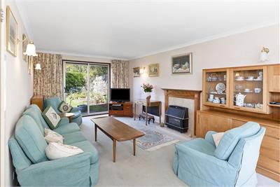 6 Winton Drive, Fairmilehead, Edinburgh, EH10 7ES - image 3