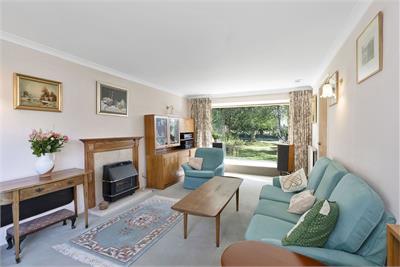 6 Winton Drive, Fairmilehead, Edinburgh, EH10 7ES - image 4
