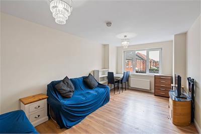 Flat 4, 2 Torwood Crescent, , Edinburgh, EH12 9GJ - image 2