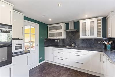 Flat 5, 49 Southhouse Crescent, , EH17 8BT - image 7