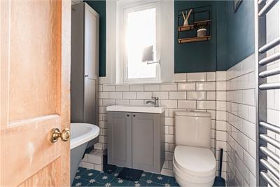 2 Logie Green Gardens, Edinburgh, EH7 4HE - image 7