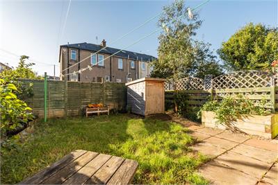 2 Logie Green Gardens, Edinburgh, EH7 4HE - image 9