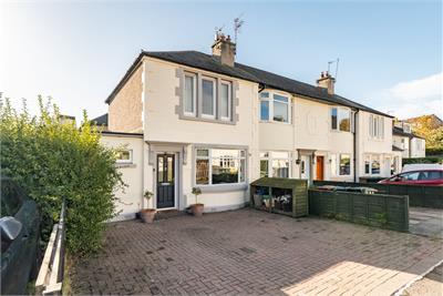 2 Logie Green Gardens, Edinburgh, EH7 4HE - image 1