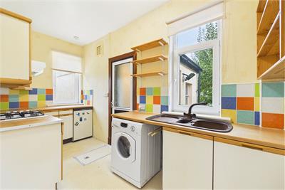 12 Gardiner Grove, Edinburgh, EH4 3RT - image 5
