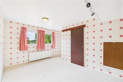 12 Gardiner Grove, Edinburgh, EH4 3RT - image 9