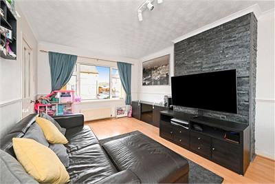 6 Rowan Gardens, Bonnyrigg, EH19 3DR - image 3