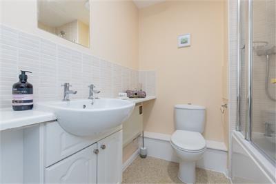 2/5 Rodney Place, Bellevue, EH7 4FR - image 11