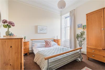 74 1F2 Leamington Terrace, Edinburgh, EH10 4JU - image 12