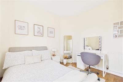 15 Parkgrove Avenue, Clermiston, Edinburgh, EH4 7QJ - image 9