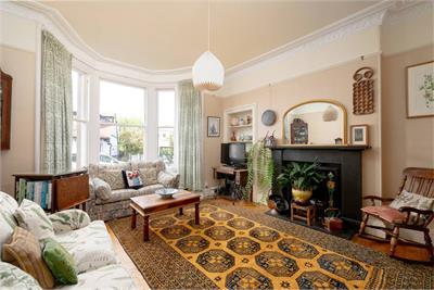 26 Dudley Grove, Trinity, Edinburgh, EH6 4QW - image 2