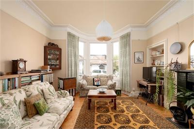 26 Dudley Grove, Trinity, Edinburgh, EH6 4QW - image 3