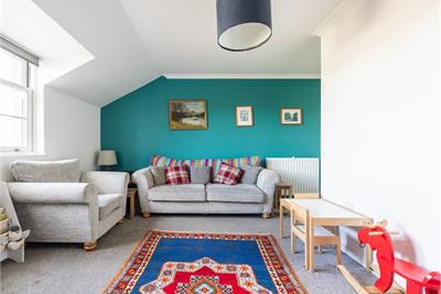 110/9 Willowbrae Road, Edinburgh, EH8 7HW - image 2