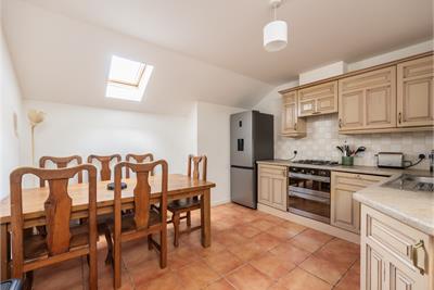 110/9 Willowbrae Road, Edinburgh, EH8 7HW - image 5