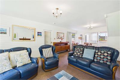113 Clermiston Road, Corstorphine, Edinburgh, EH12 6UR - image 3