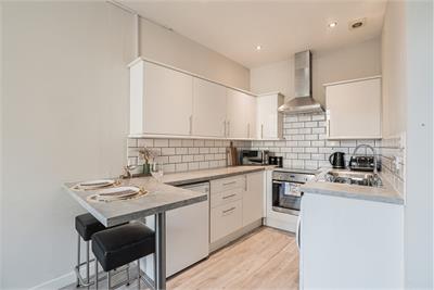 35/19 Leith Street, Edinburgh, EH1 3AT - image 4