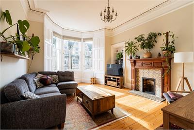 5/3 Roseneath Street, Edinburgh, EH9 1JH - image 2
