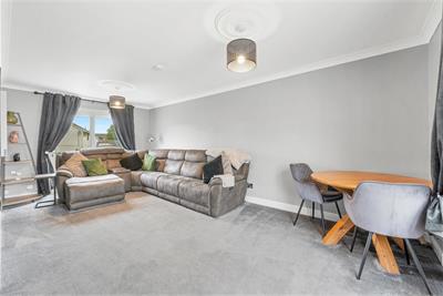 60 Droverhall Avenue, Crossgates, Cowdenbeath, KY4 8BN - image 2