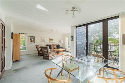 2/5 Rocheid Park, Edinburgh, EH4 1RP - image 2