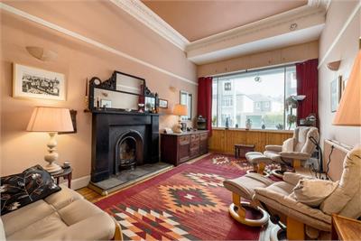 85/1 Polwarth Gardens, Edinburgh, EH11 1LQ - image 2