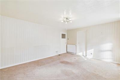 11/3 Newhaven Main Street, Newhaven, Edinburgh, EH6 4NA - image 4