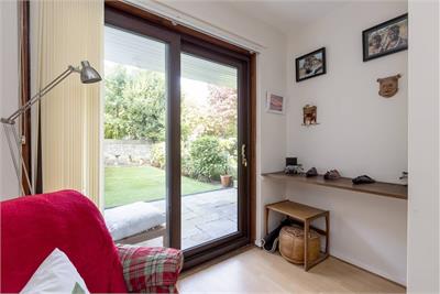 5 Wardie Dell, Trinity, Edinburgh, EH5 1AE - image 21