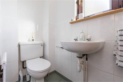 5 Wardie Dell, Trinity, Edinburgh, EH5 1AE - image 8