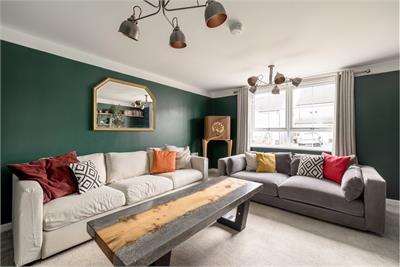 4 Rowieston Drive, Edinburgh, EH17 8WL - image 2