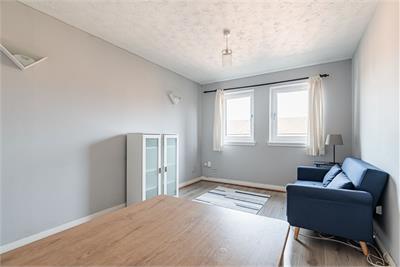 5/12 White Park, Edinburgh, EH11 1TZ - image 2