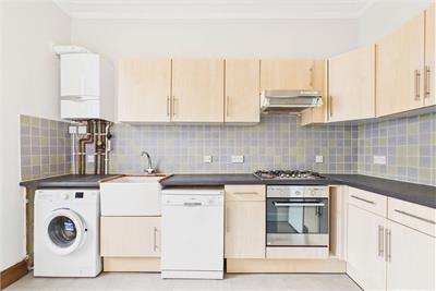 9/1 Marischal Place, Blackhall, Edinburgh, EH4 3NF - image 5