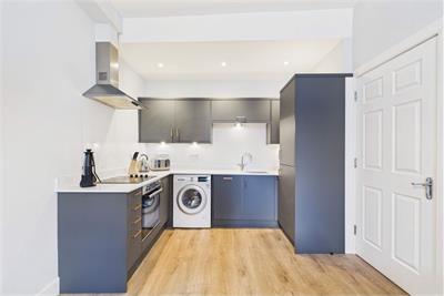 5/6 Gibson Terrace, Fountainbridge, Edinburgh, EH11 1AU - image 5