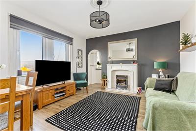 14 (flat 5) St Clair Street, Leith, Edinburgh, EH6 8LA - image 1