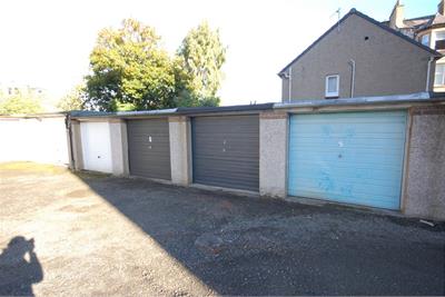 Garage 7, Ethel Terrace, Edinburgh, EH10 5NA - image 2