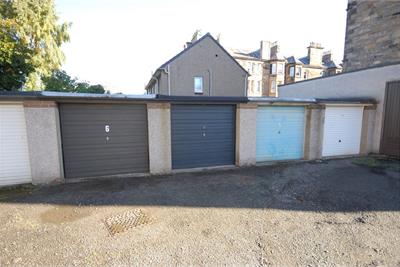 Garage 7, Ethel Terrace, Edinburgh, EH10 5NA - image 1