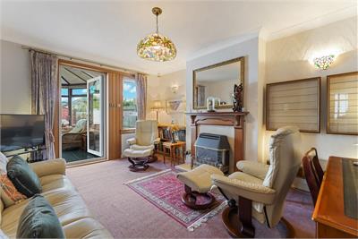 5 Drum Brae Place, Edinburgh, EH12 8TQ - image 2