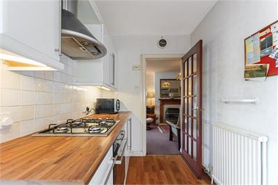 5 Drum Brae Place, Edinburgh, EH12 8TQ - image 6
