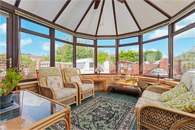 5 Drum Brae Place, Edinburgh, EH12 8TQ - image 7
