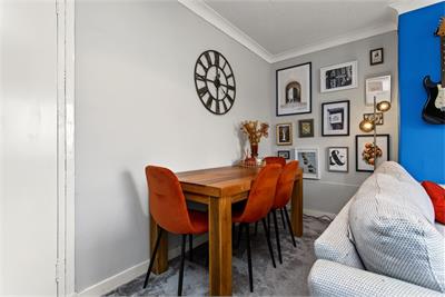 Flat 1/2 17, Crookston Avenue, Glasgow, G52 3PW - image 5