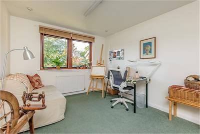 73 North Meggetland, Edinburgh, EH14 1XQ - image 15