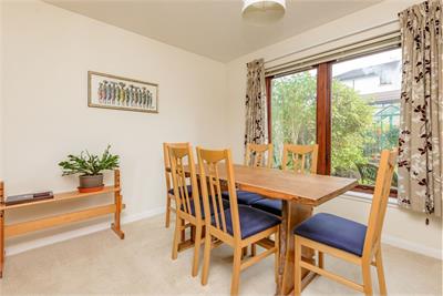 73 North Meggetland, Edinburgh, EH14 1XQ - image 4